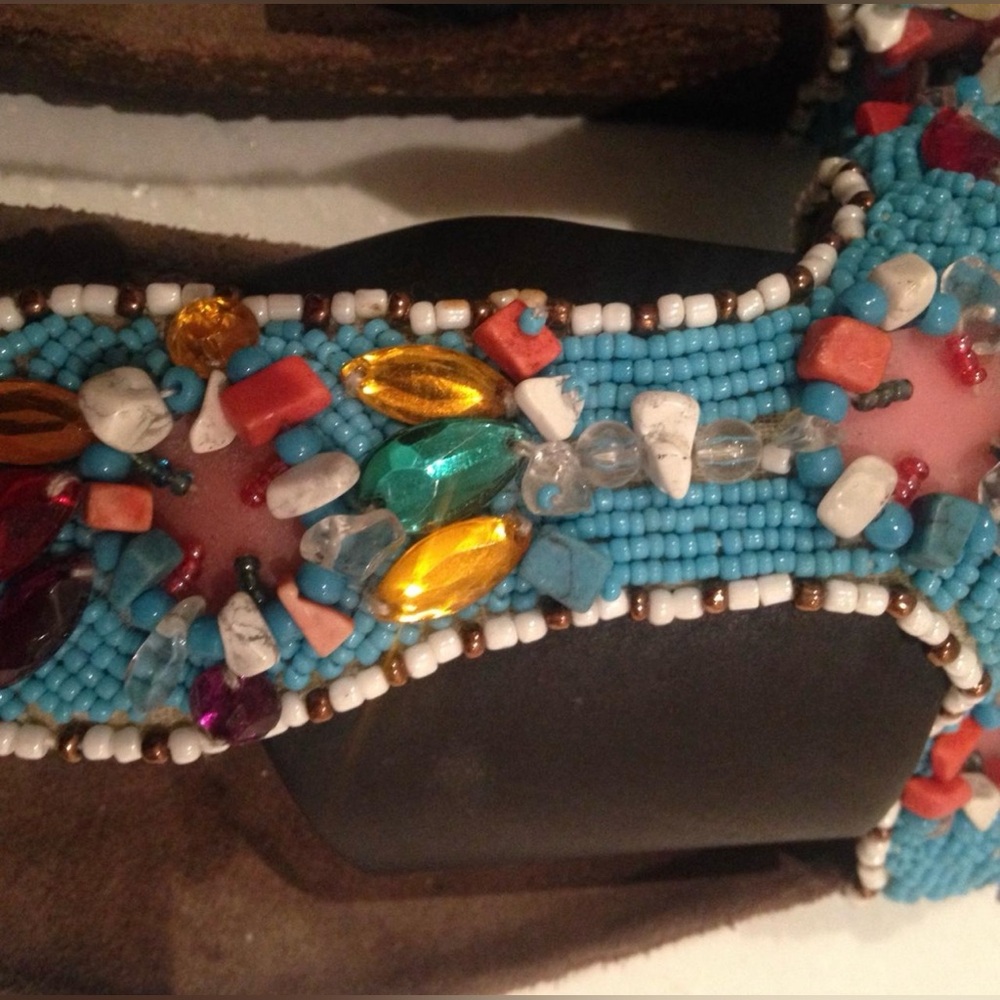 Beaded sandals. Size 7 - Picture 3 of 4